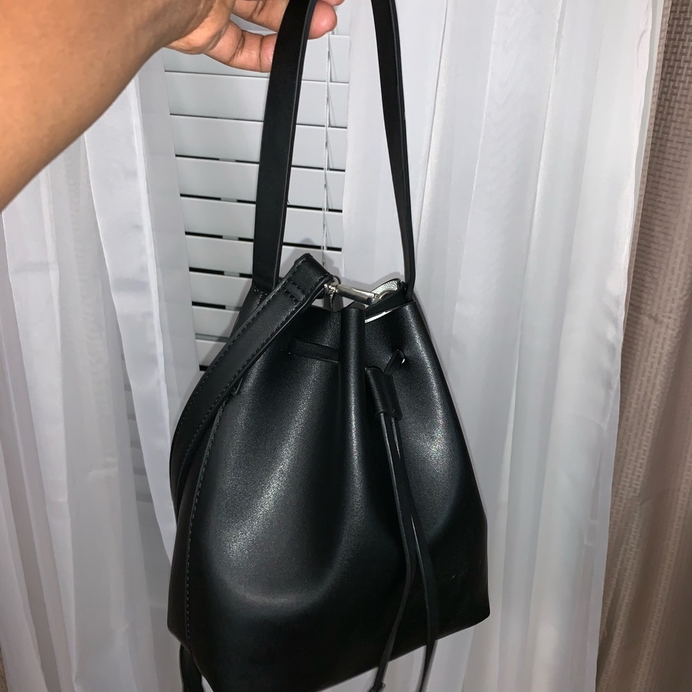 Crossbody, Plunge handbag